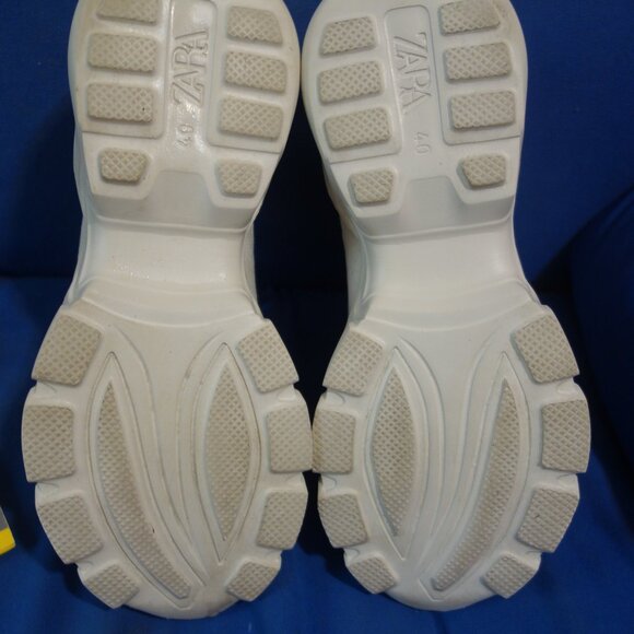 ZARA Chunky Soled Running Sneakers - Picture 4 of 5